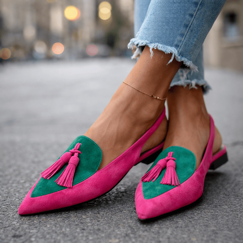 Eliza | Sandales avec des brides et des pompons