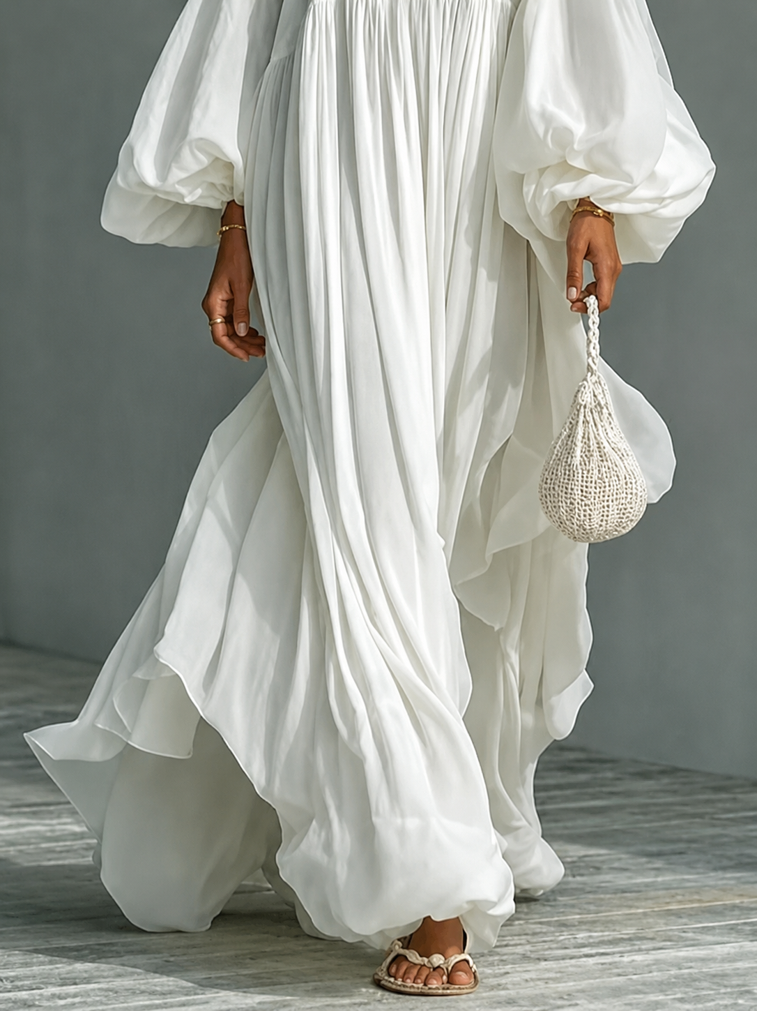 Robe Maxi à Manches Bouffantes et Décolleté Carré Caroline