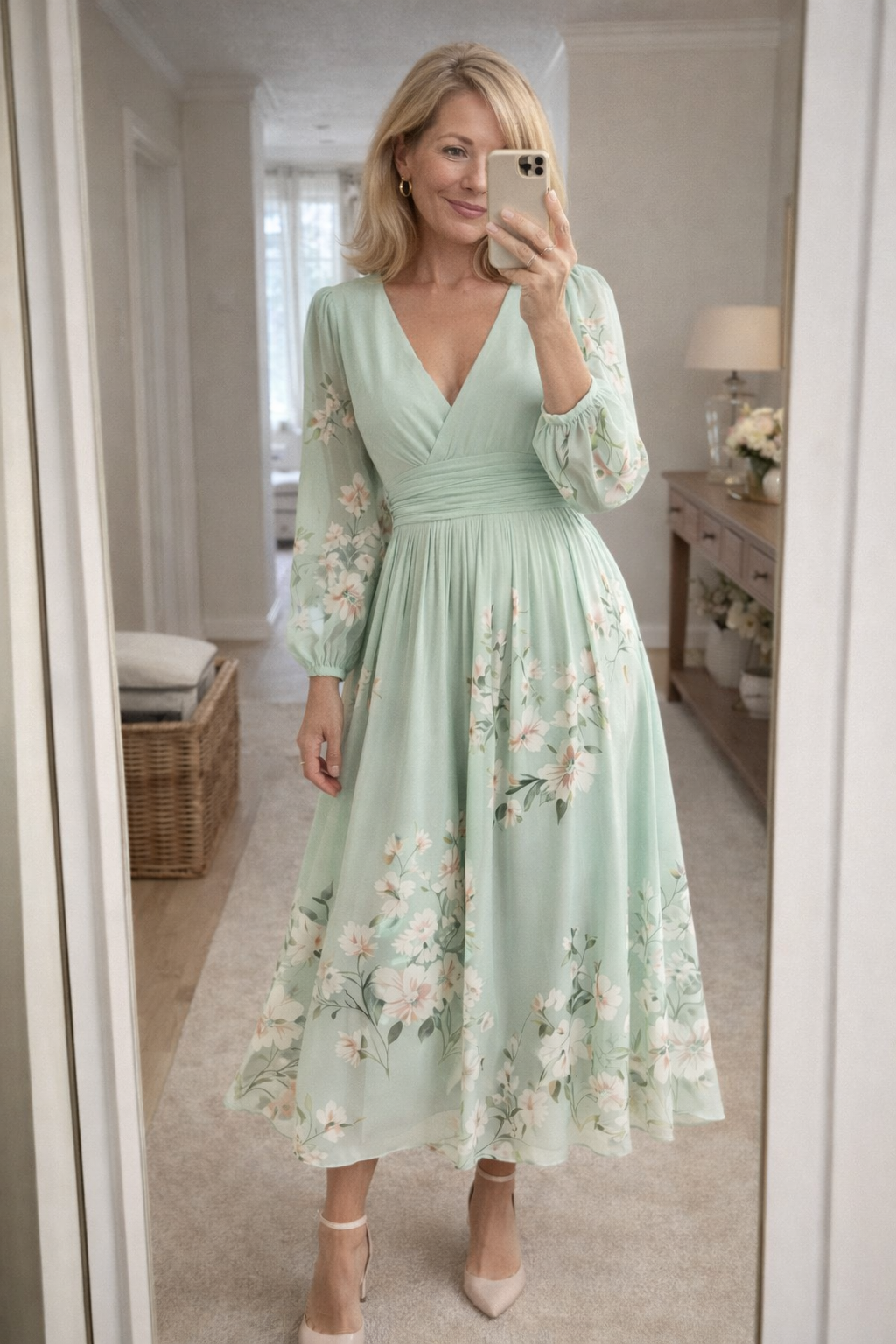 VENIRA | Robe midi à motif floral en vert