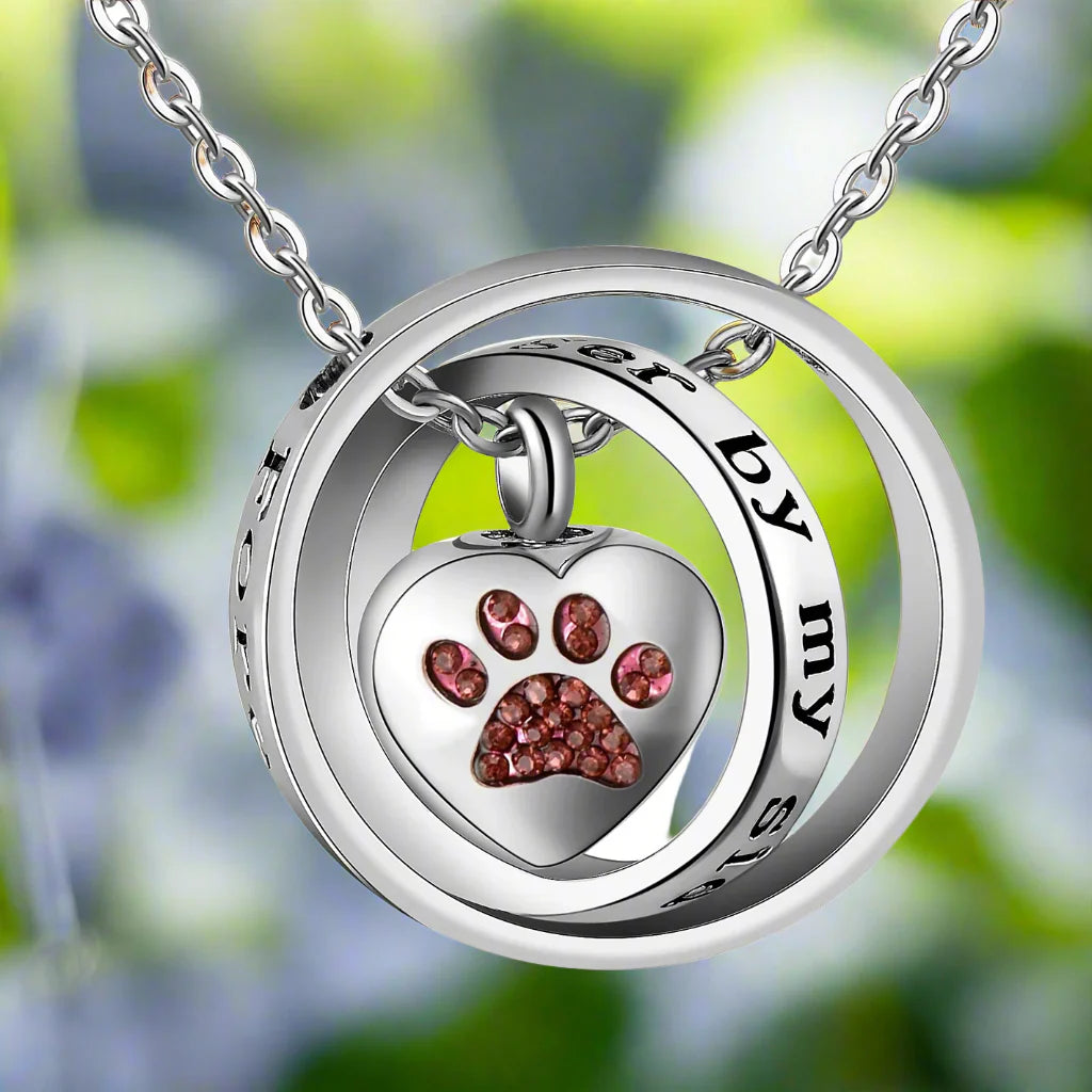 "Plus Jamais à Mes Côtés, Pour Toujours Dans Mon Cœur" – Collier Urne en Acier Inoxydable
