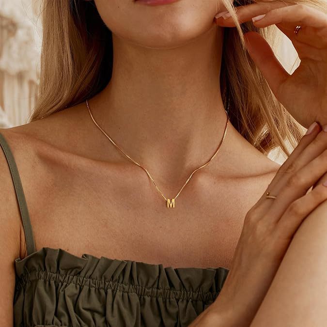 Collier initial en lettres d'amour | Or