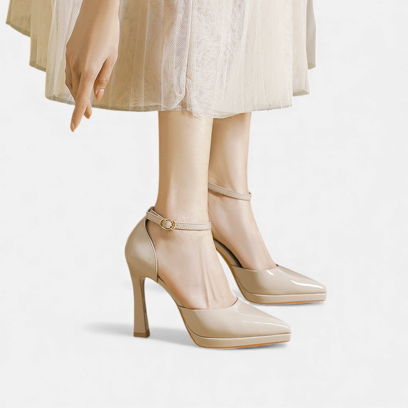 Talons en Cuir Véritable Poli et Élégant