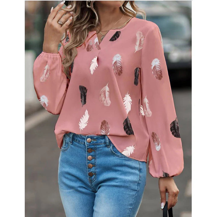 Céline | Blouse Fluide à Motif Plumes