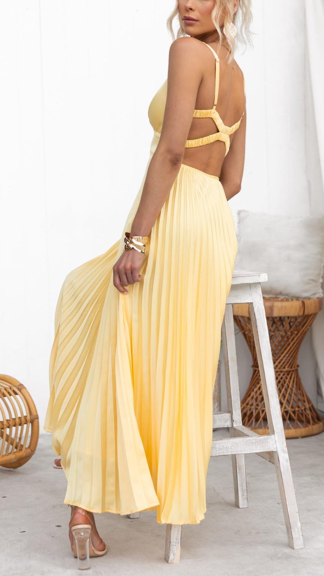 Malka™ | Robe Maxi Plissée à Col V