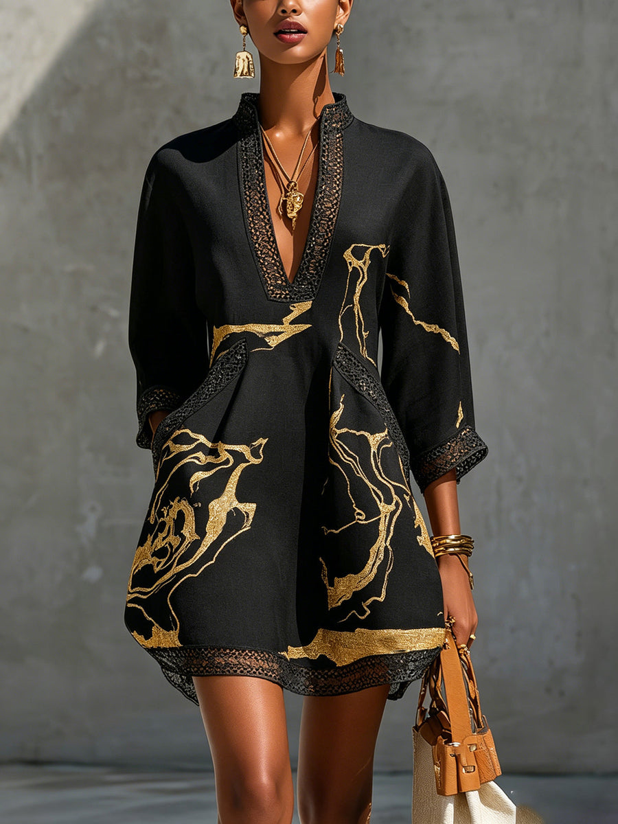 Robe Mini en Dentelle au Crochet Imprimée Noir Or à Col V