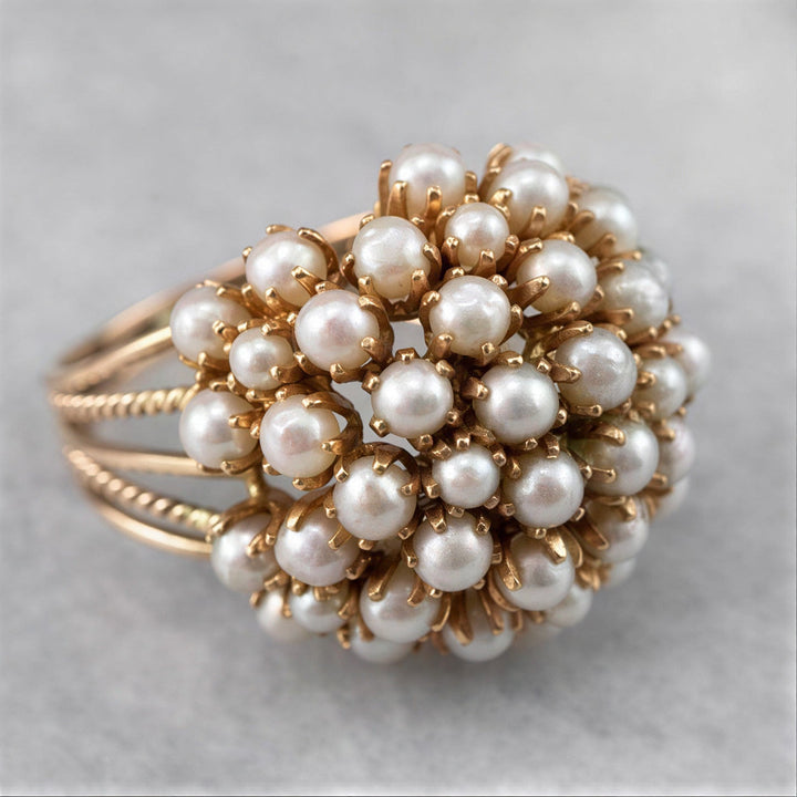 Bague en Or avec Perles Incrustées Élégante