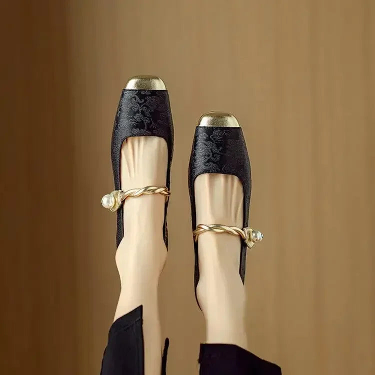 Talons Mary Jane Vintage avec Straps en Perles