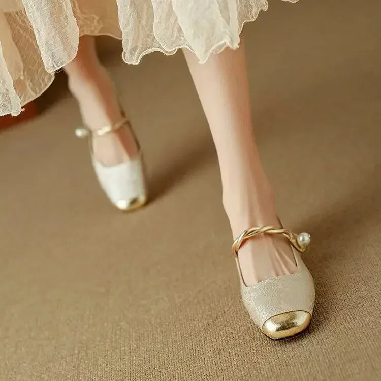 Talons Mary Jane Vintage avec Straps en Perles