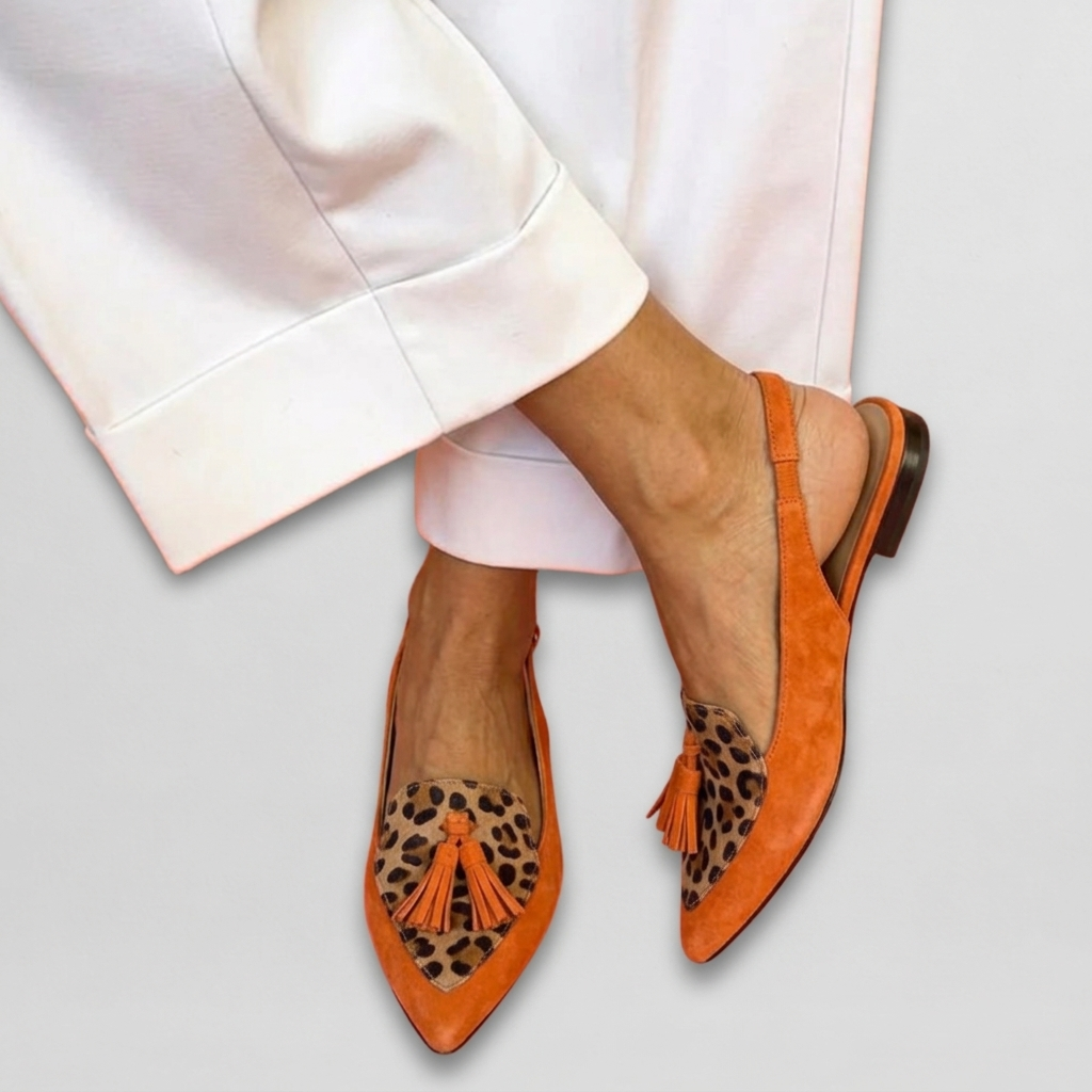 Eliza | Sandales avec des brides et des pompons