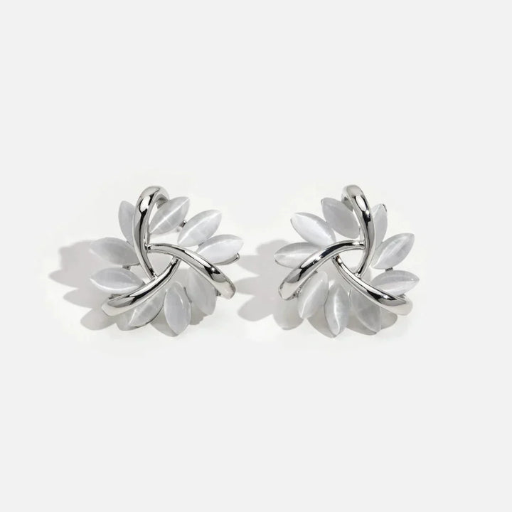 Lara | Boucles d'oreilles créoles avec des pétales d'opale dorés